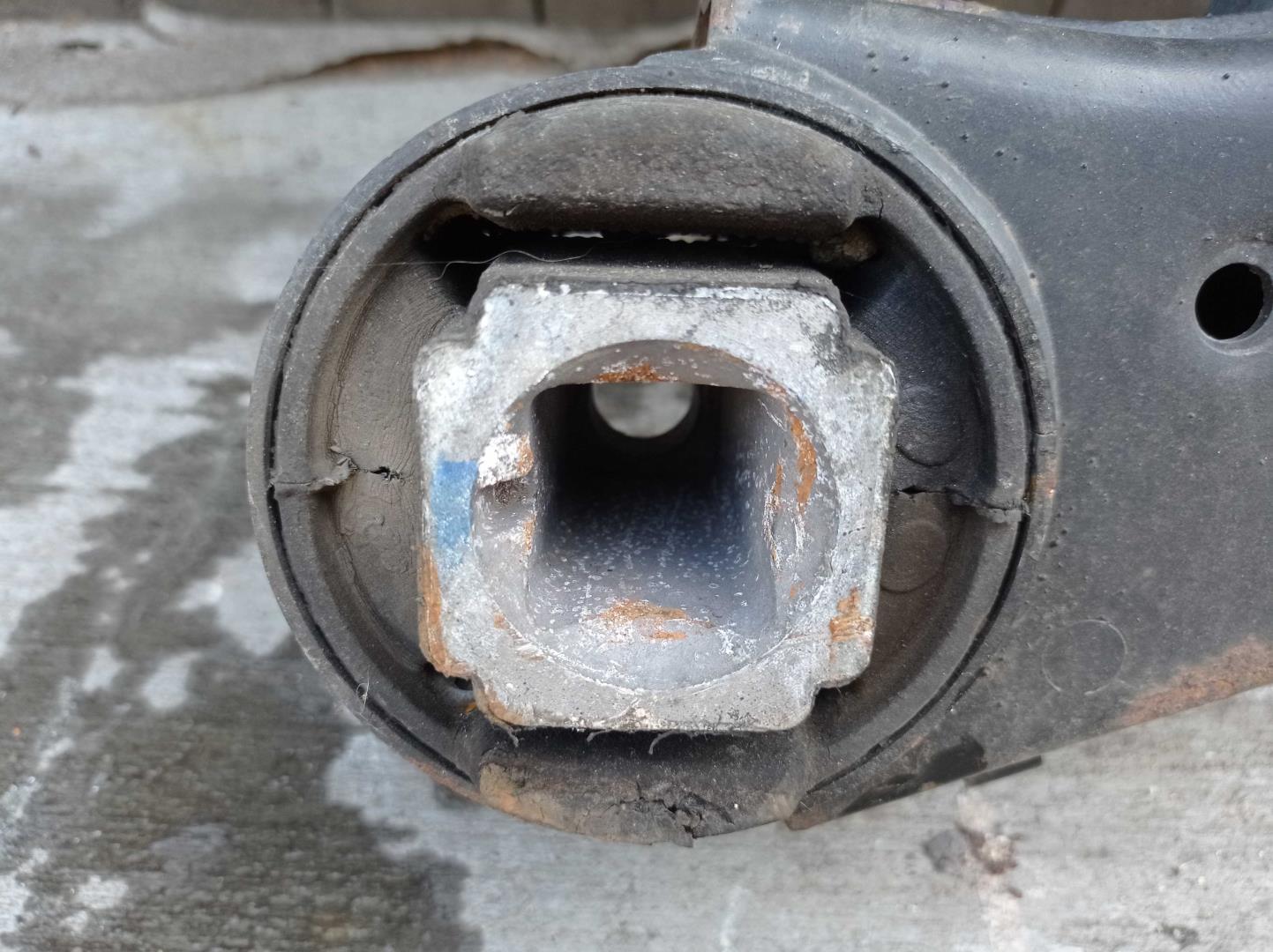 Балка задняя