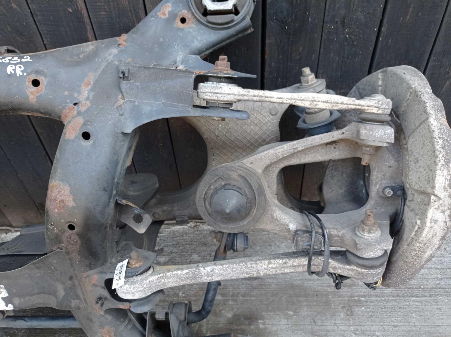 Балка задняя