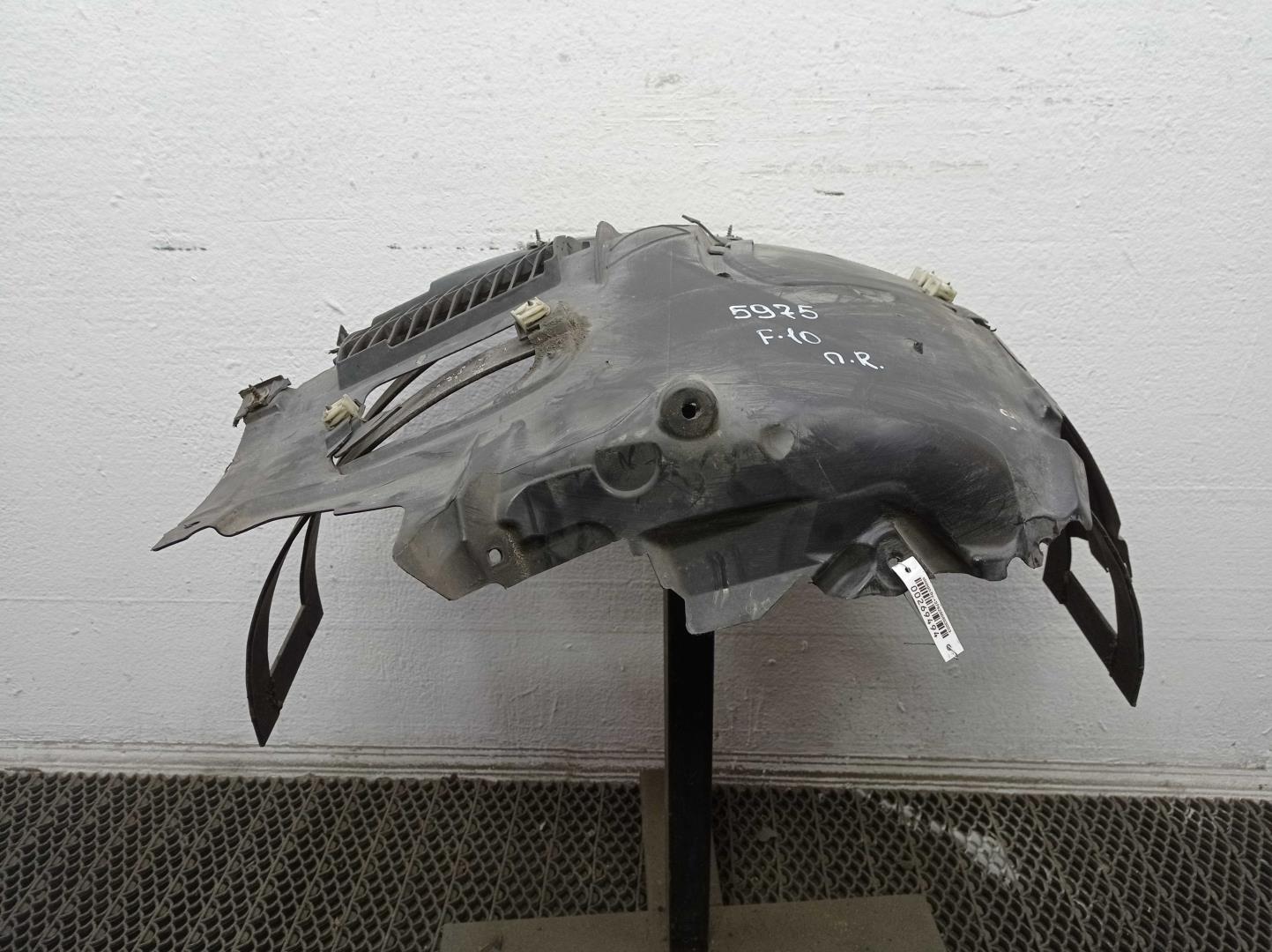 Локер передний правый