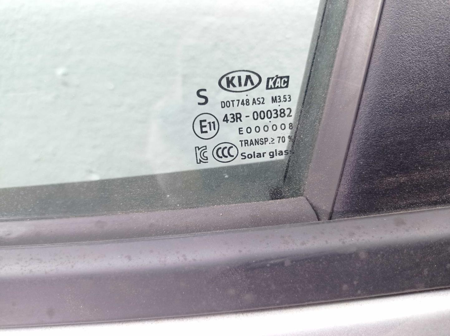 Замок двери задней левой