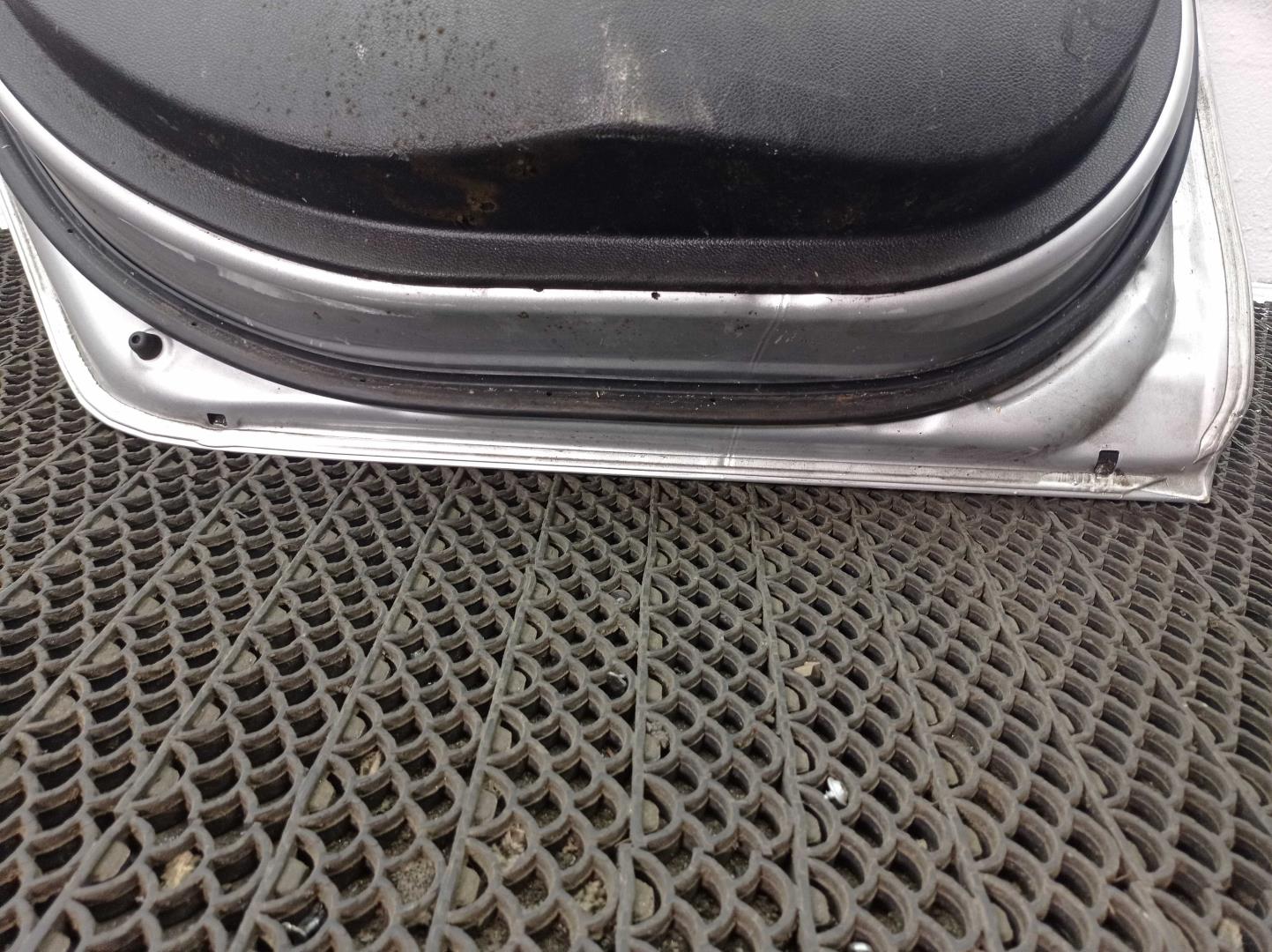 Ограничитель двери