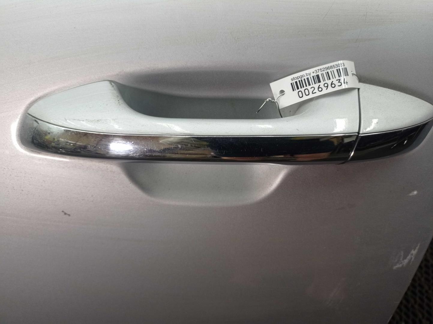 Замок двери передней левой