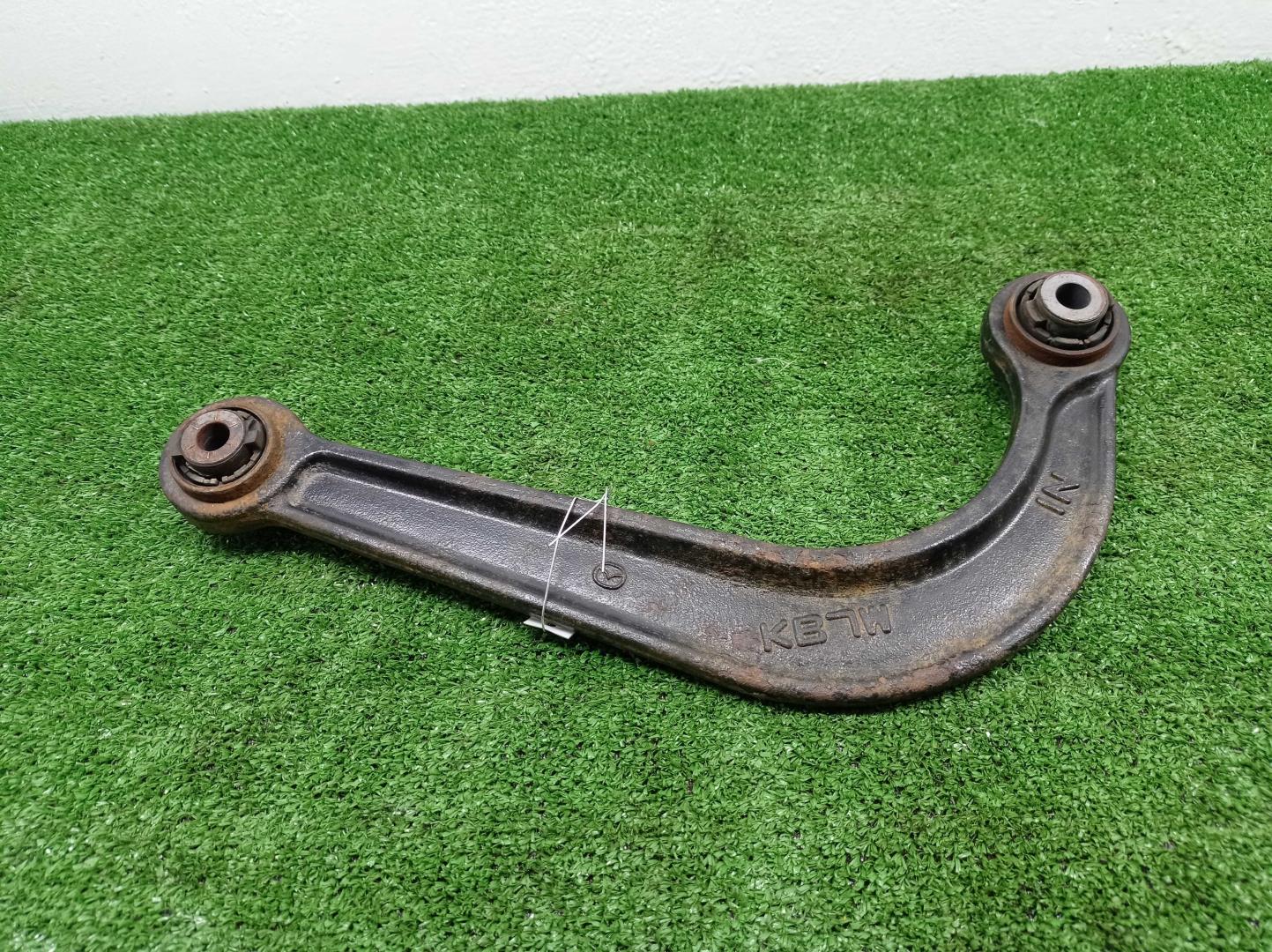 Рычаг задний левый