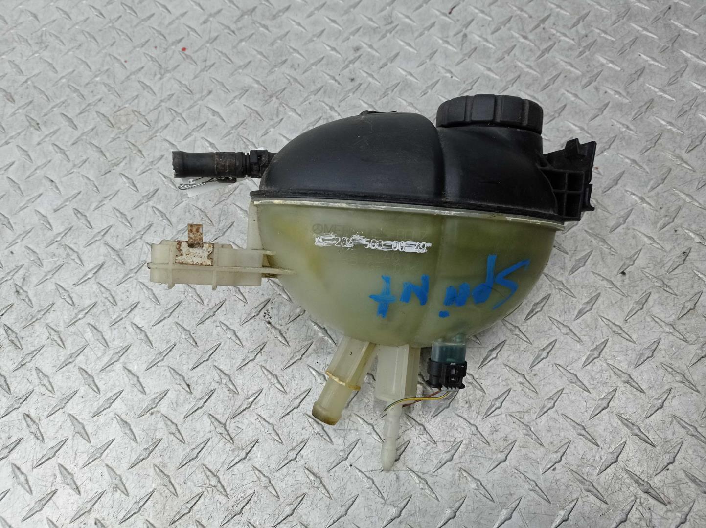 Бачок расширительный