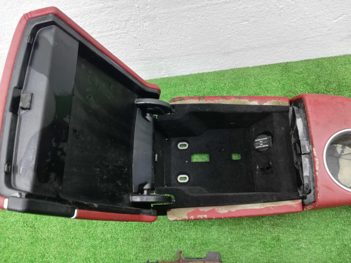 Подлокотник