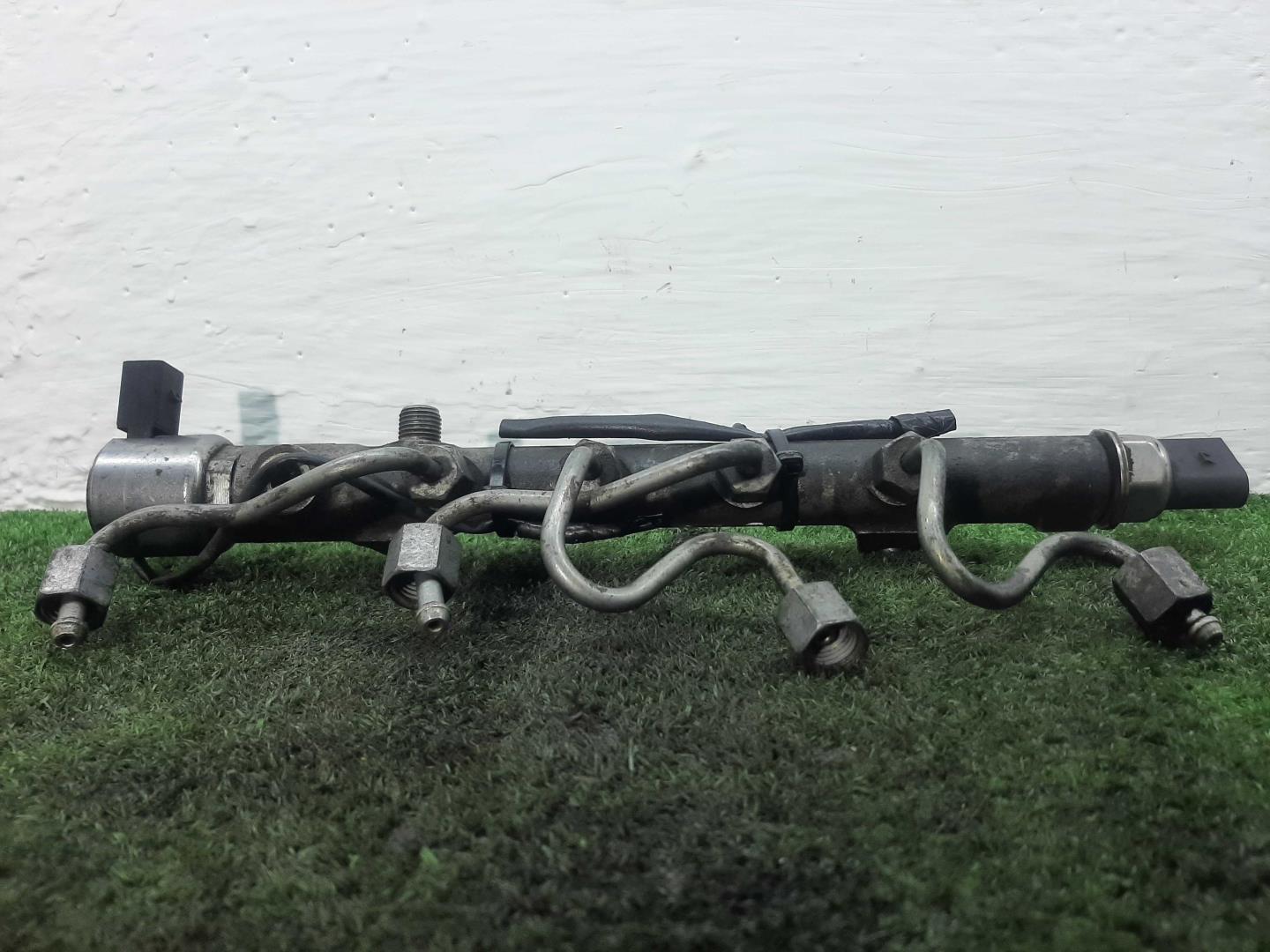 Рейка топливная (рампа)