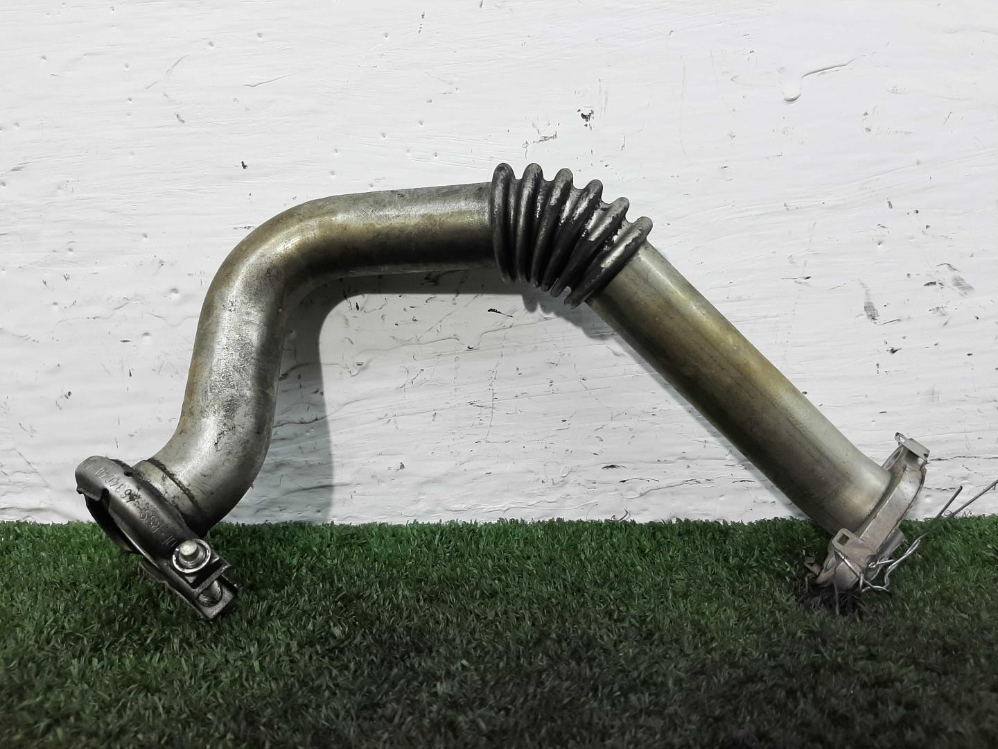 Трубка картерных газов