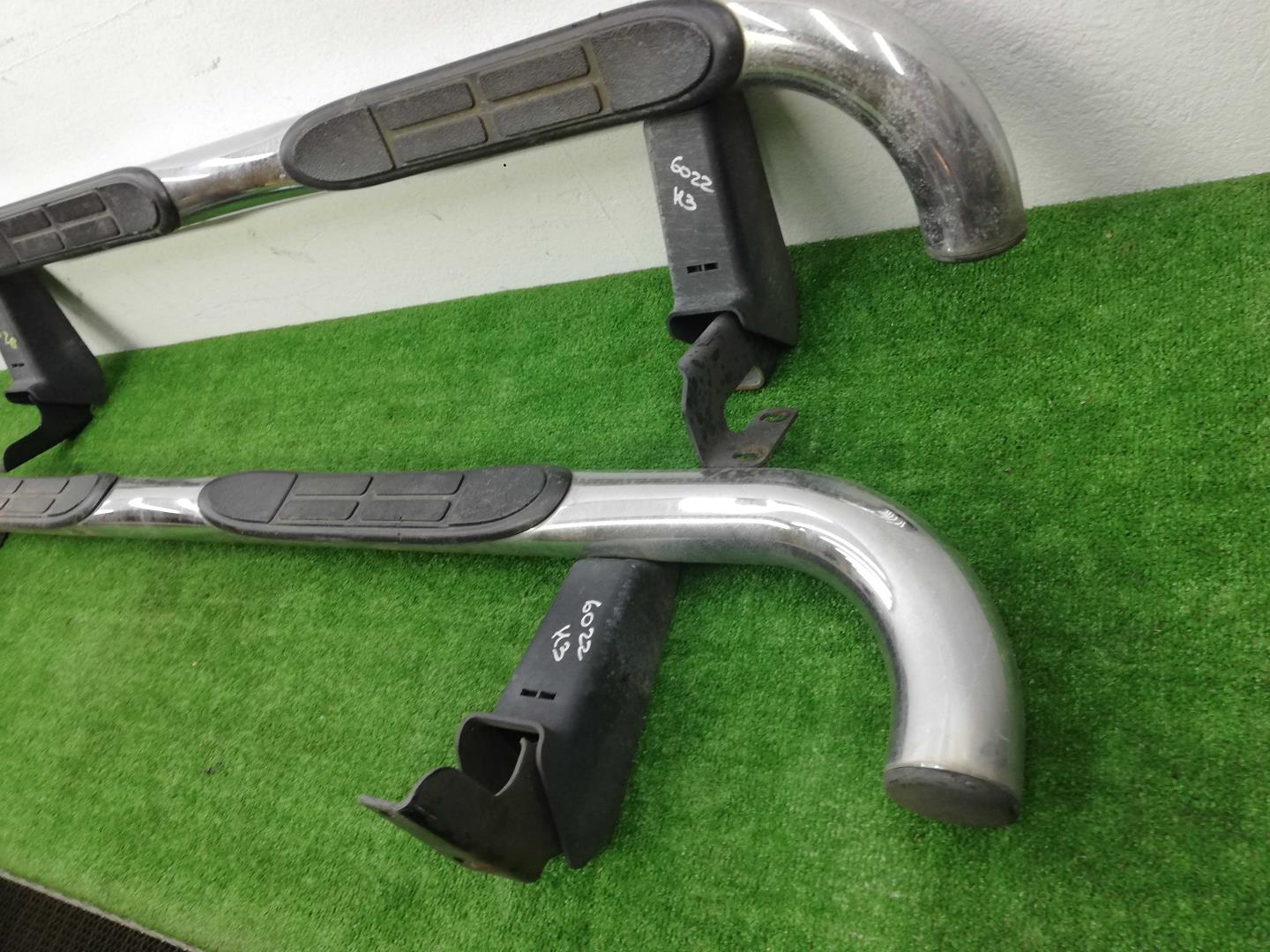 Подножка левая