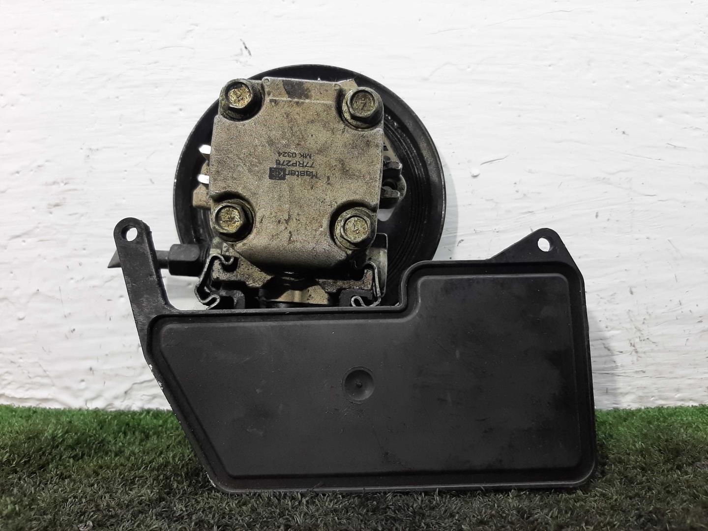 Насос ГУР (гидроусилитель руля)