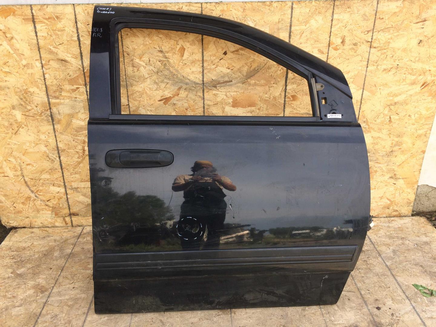 Дверь передняя правая