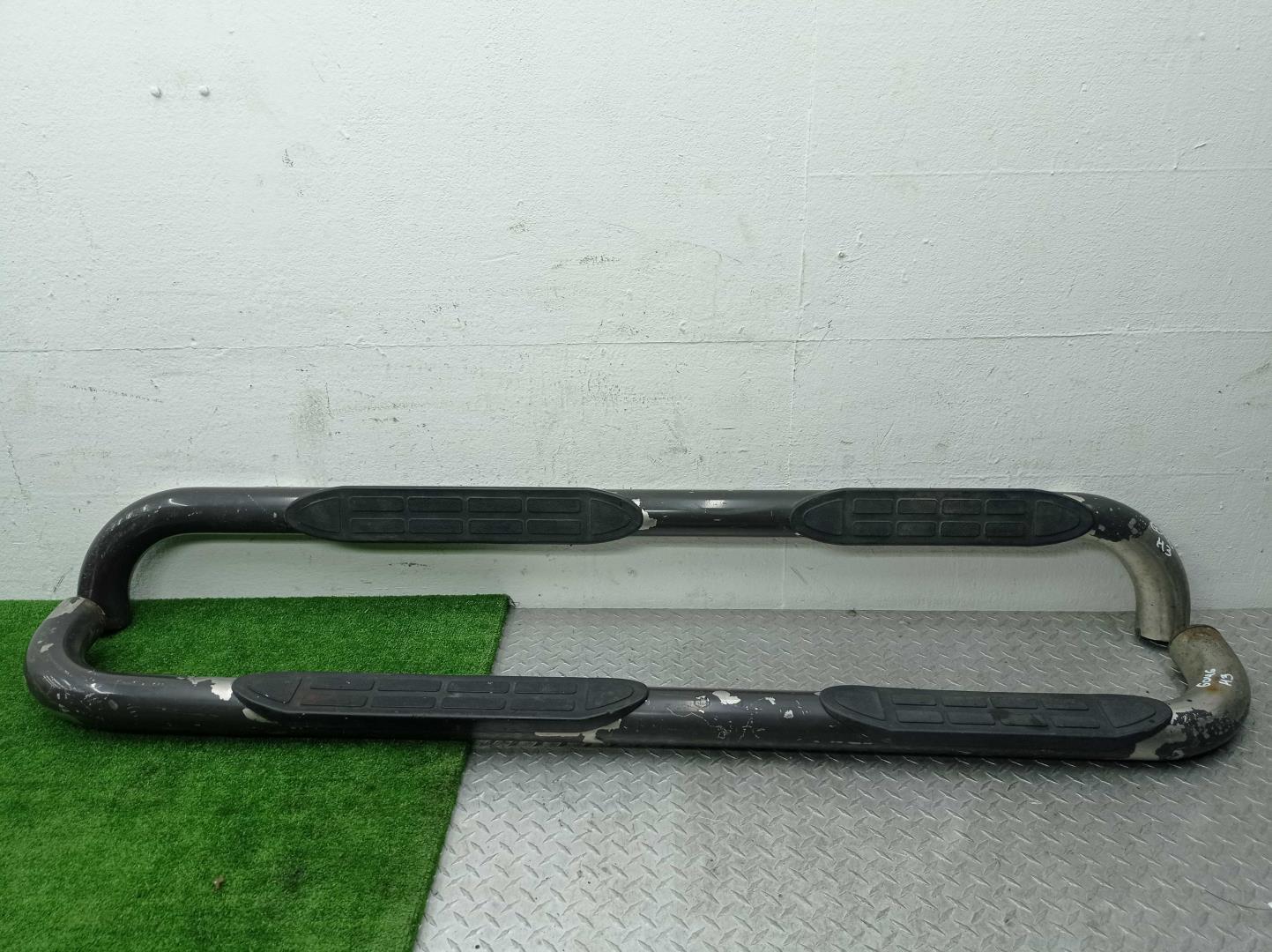 Подножка правая