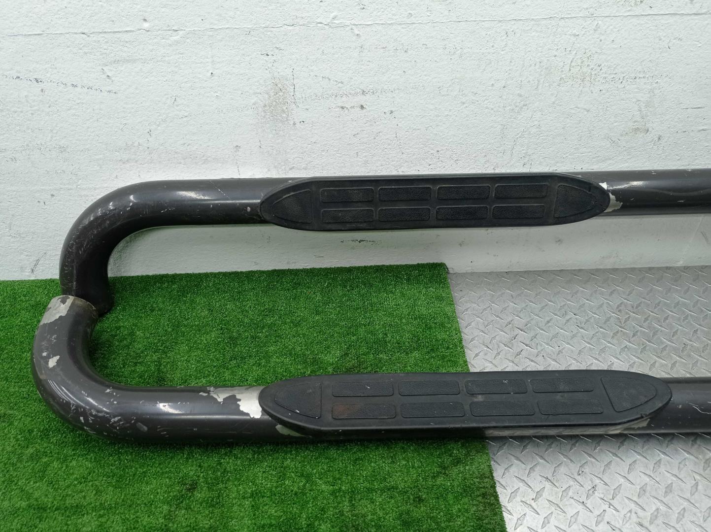 Подножка правая