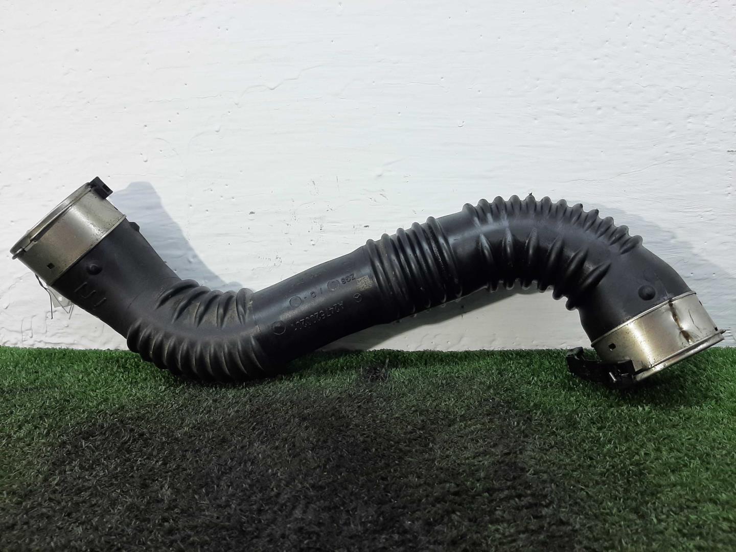 Патрубок интеркулера