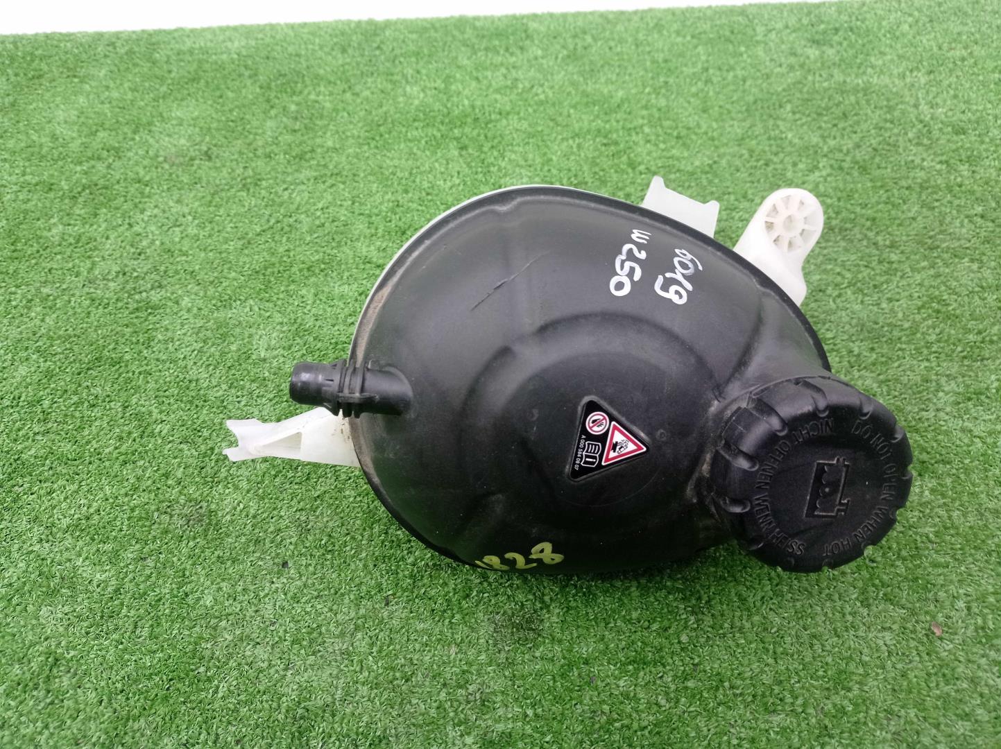 Бачок расширительный