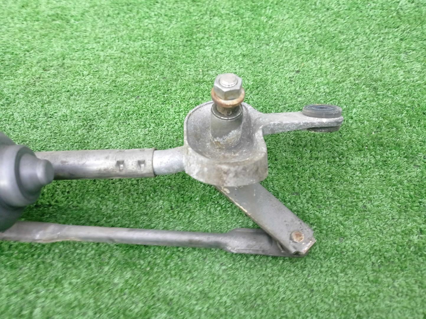 Трапеция стеклоочистителей