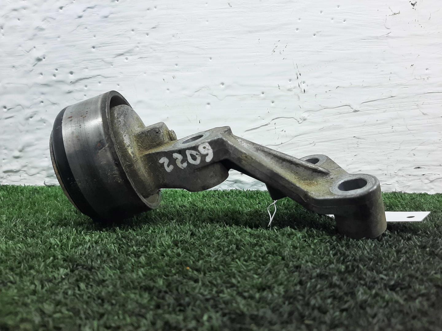 Натяжитель ремня