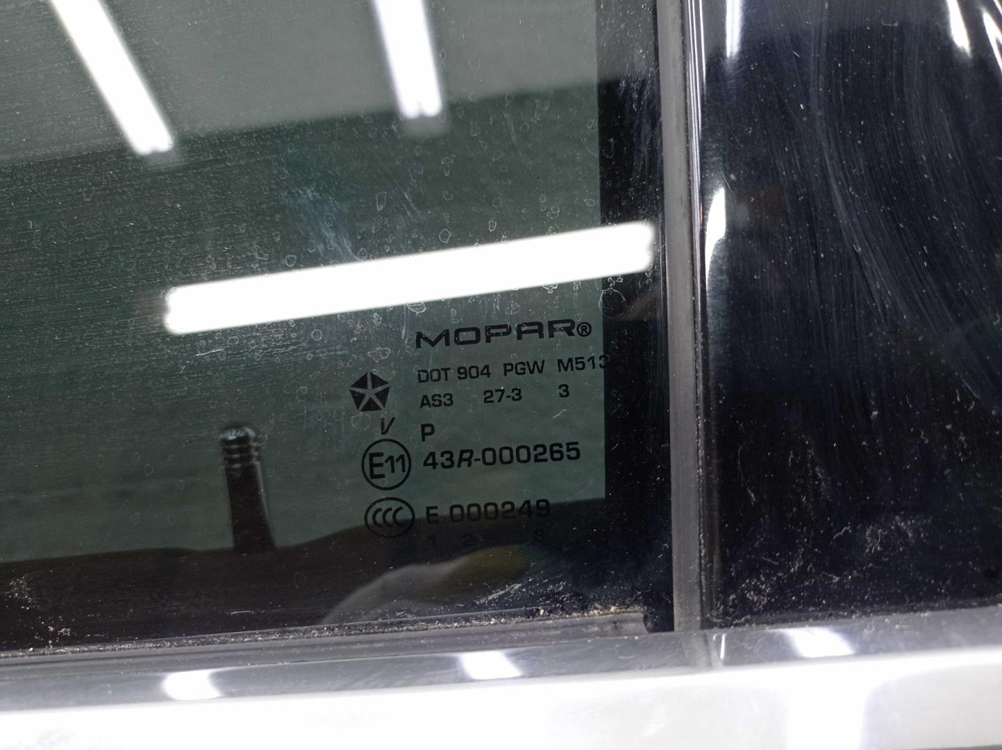 Стеклоподъемник электр. задний левый