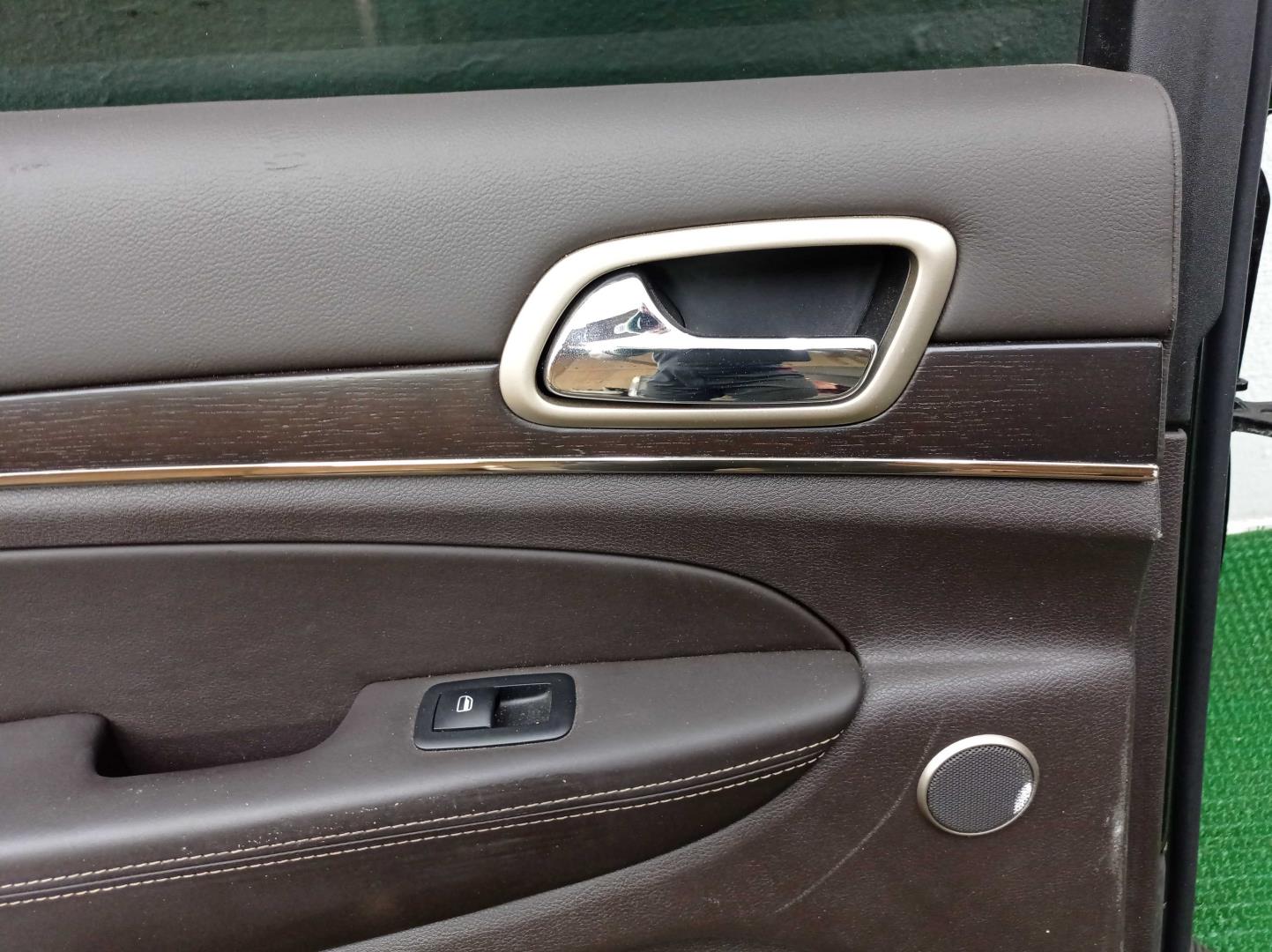 Ручка двери задней наружная левая