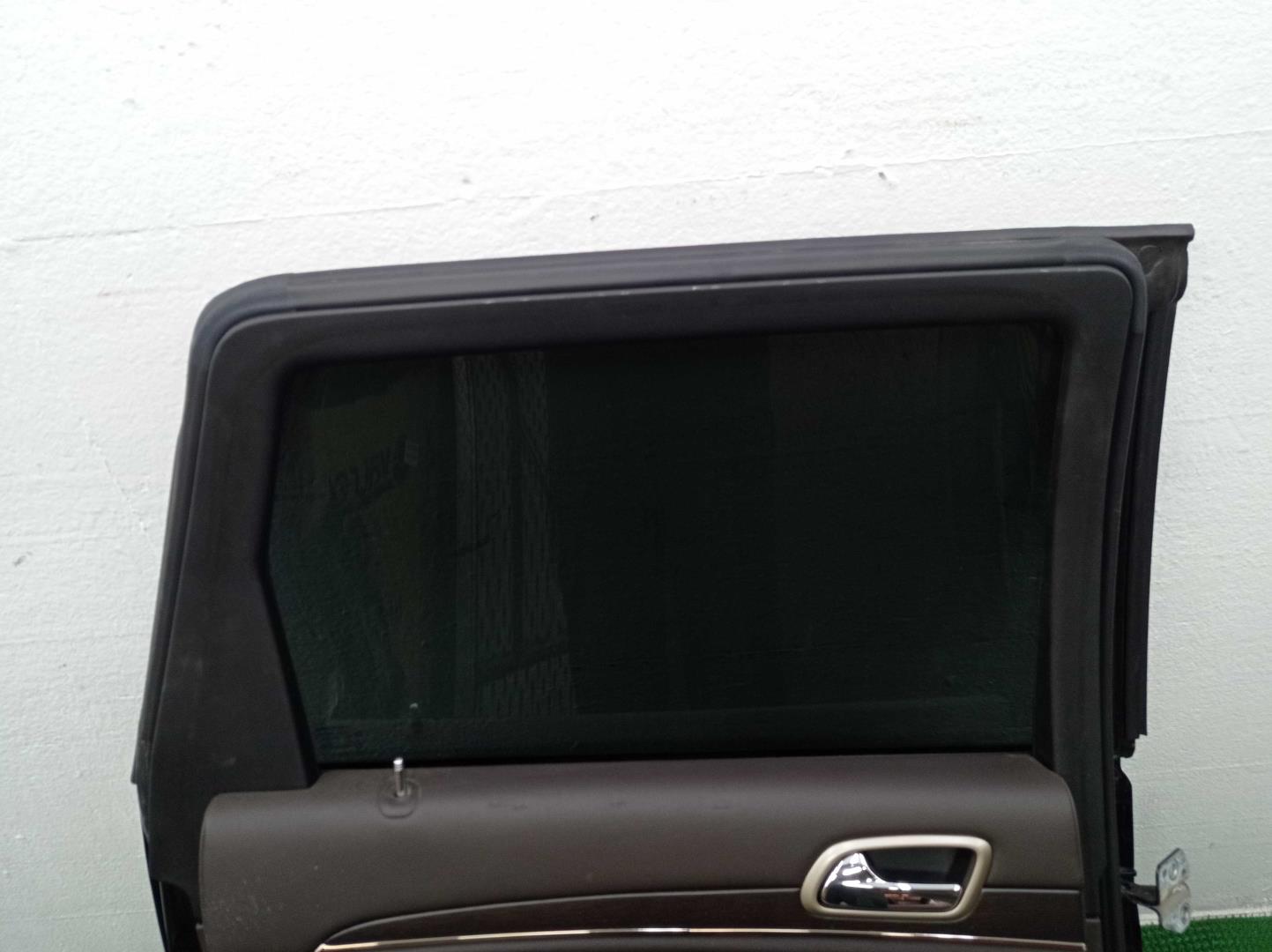 Ручка двери задней наружная левая