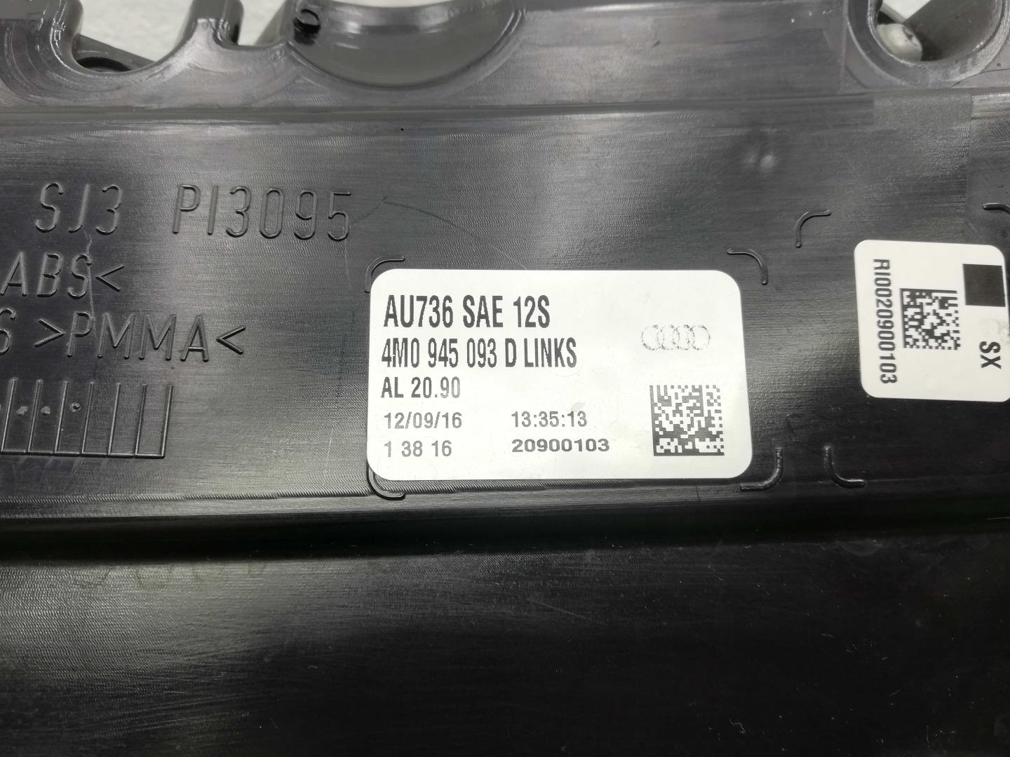 Фонарь задний внутренний левый