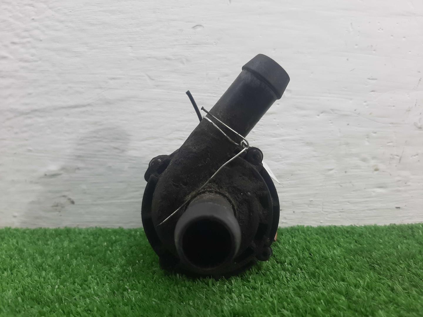 Насос электрический (доп.помпа)