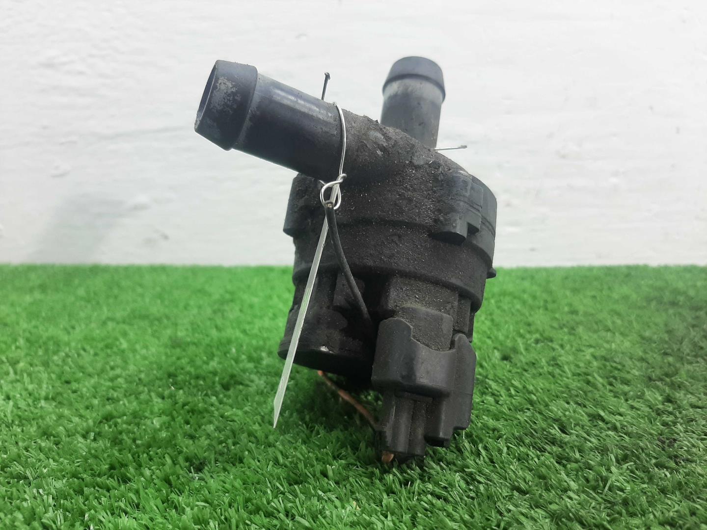 Насос электрический (доп.помпа)