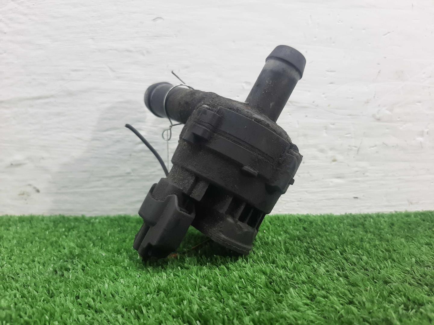 Насос электрический (доп.помпа)