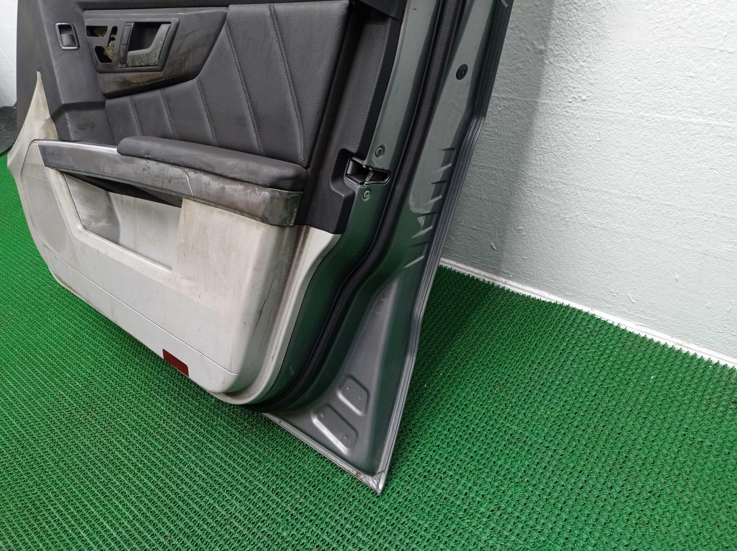 Стеклоподъемник электр. передний правый