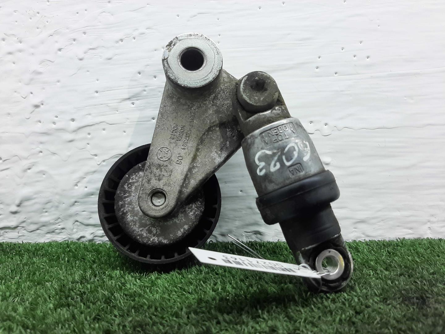 Натяжитель ремня