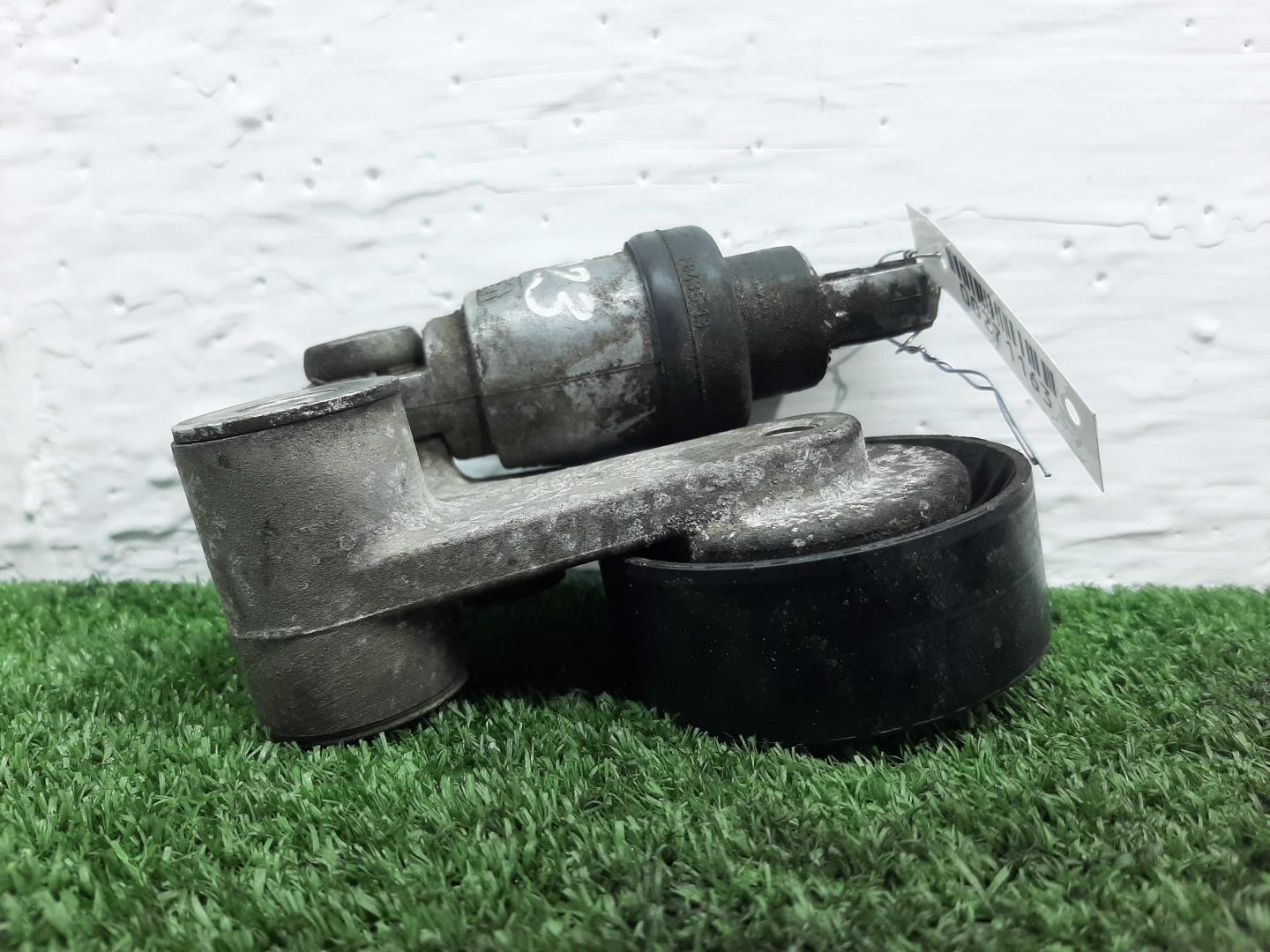 Натяжитель ремня