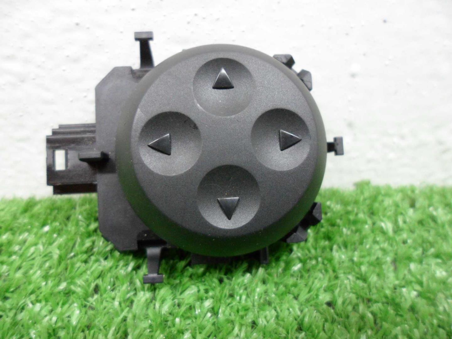 Переключатель регулировки сиденья