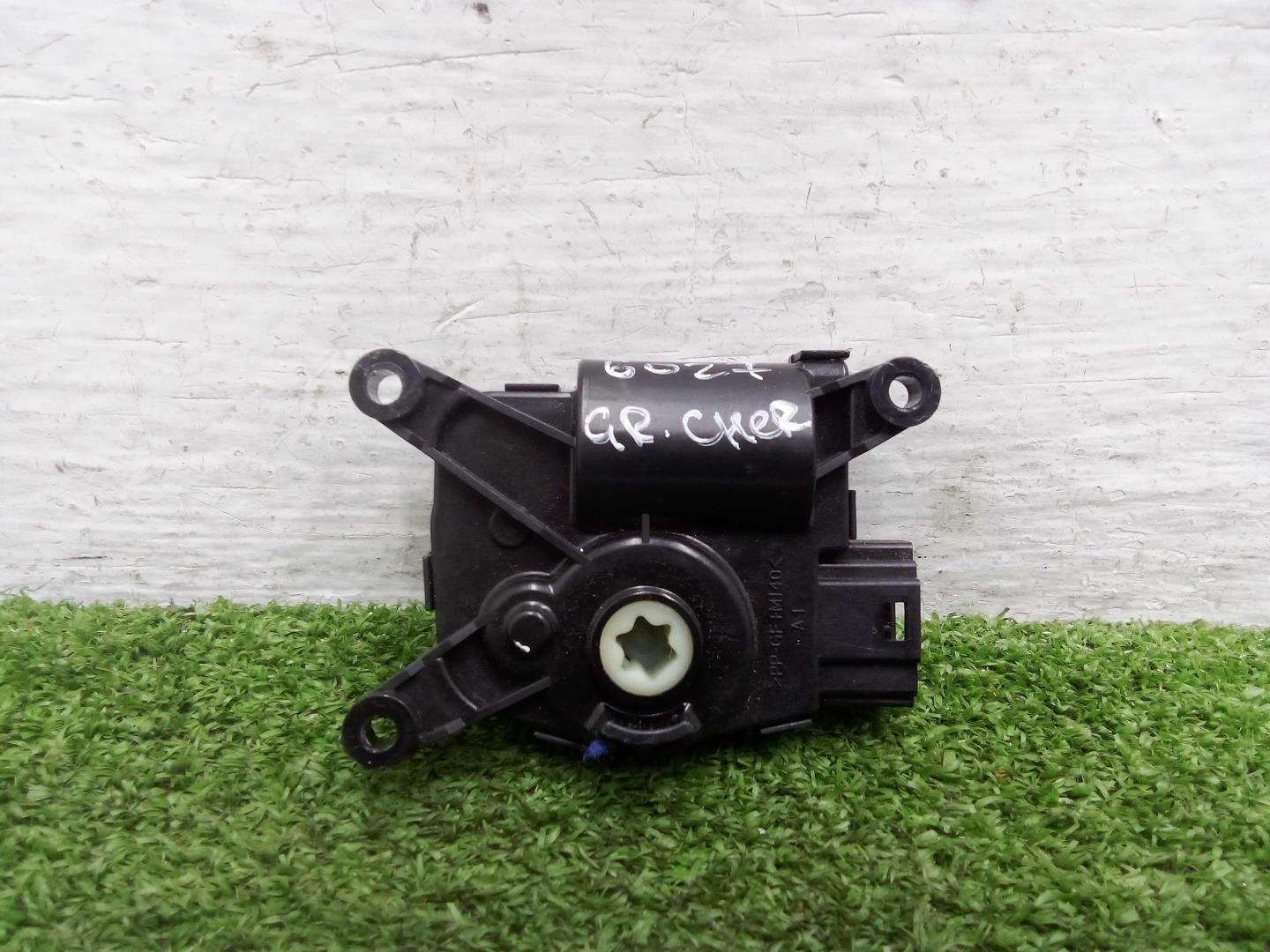 Моторчик заслонки печки