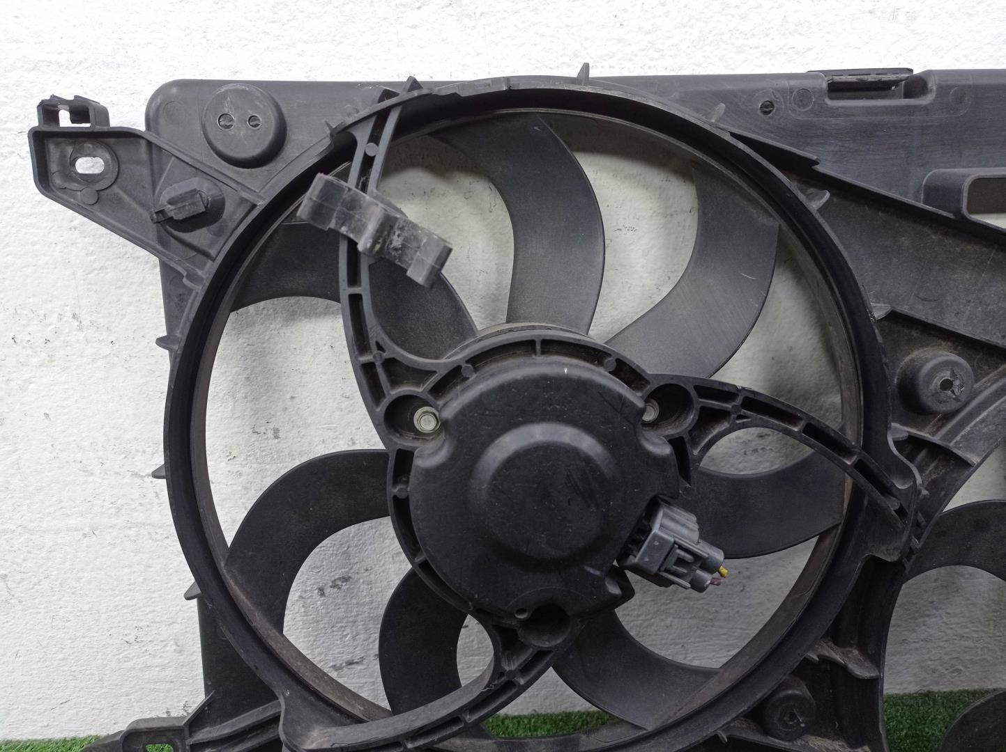 Вентилятор радиатора