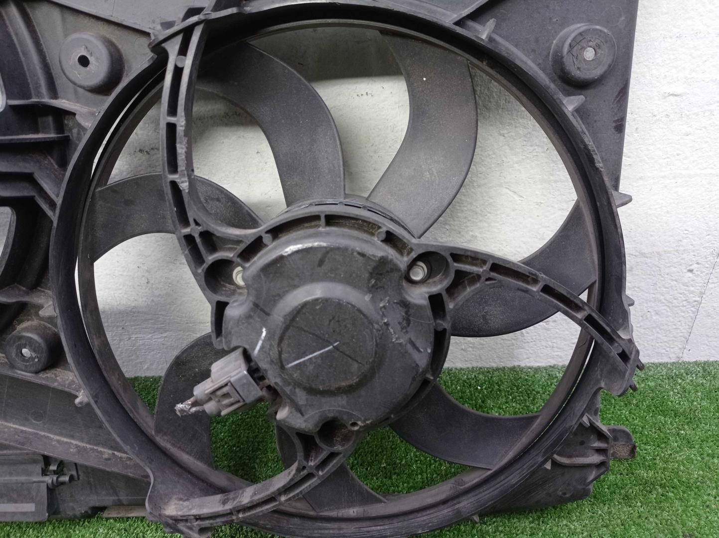 Вентилятор радиатора