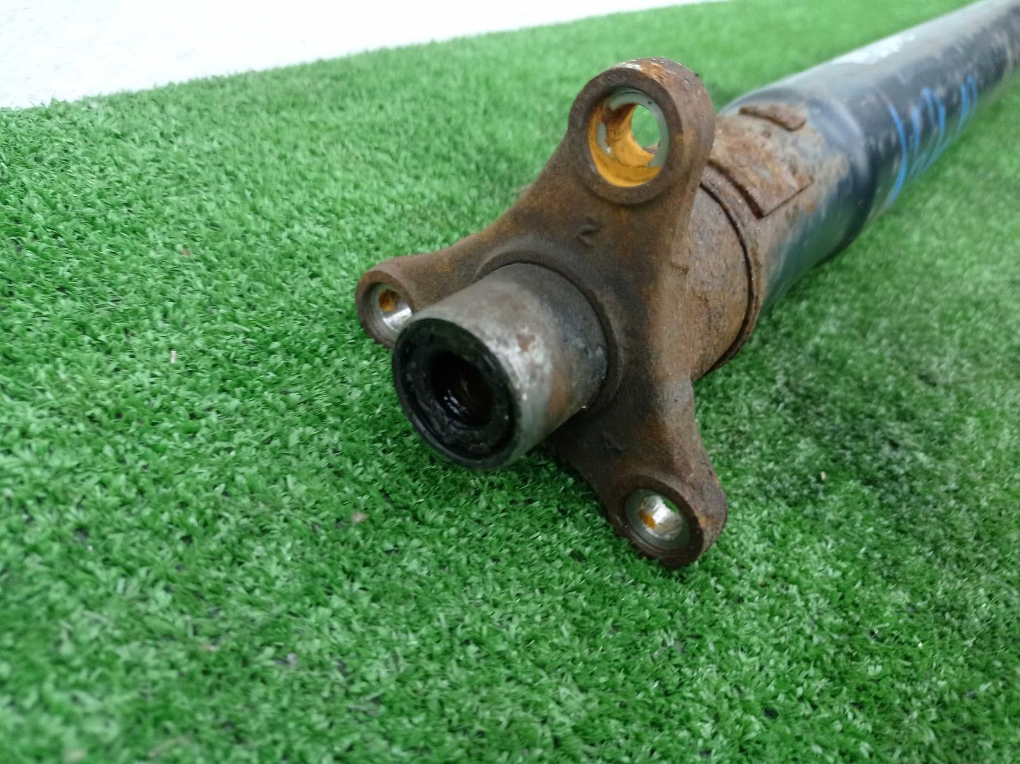 Вал карданный задний