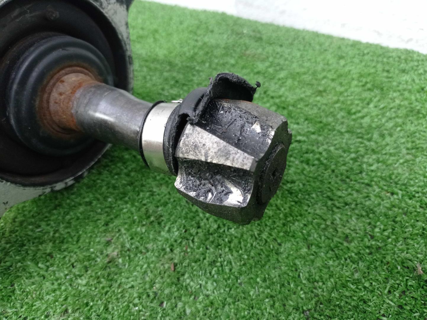 Вал карданный задний