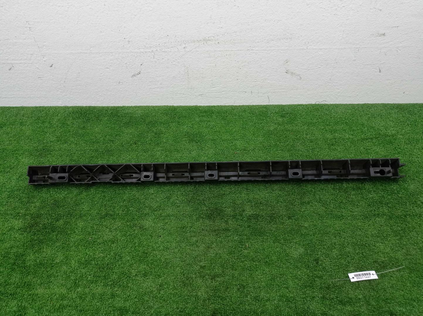 Кронштейн порога