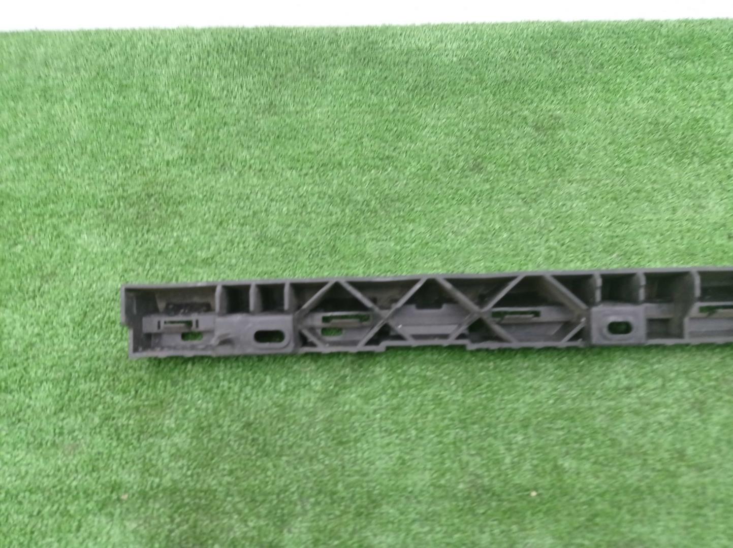 Кронштейн порога