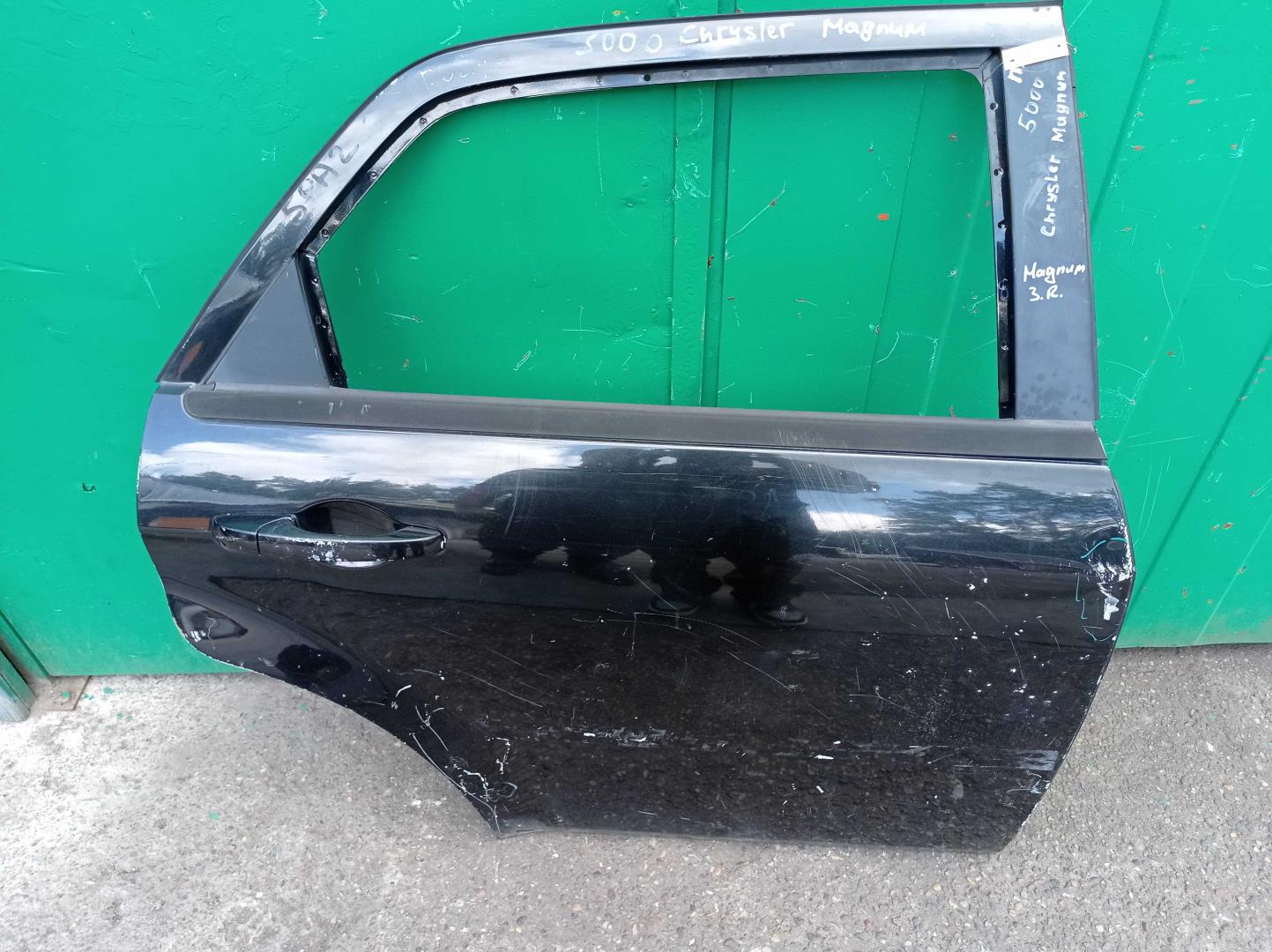 Дверь задняя правая