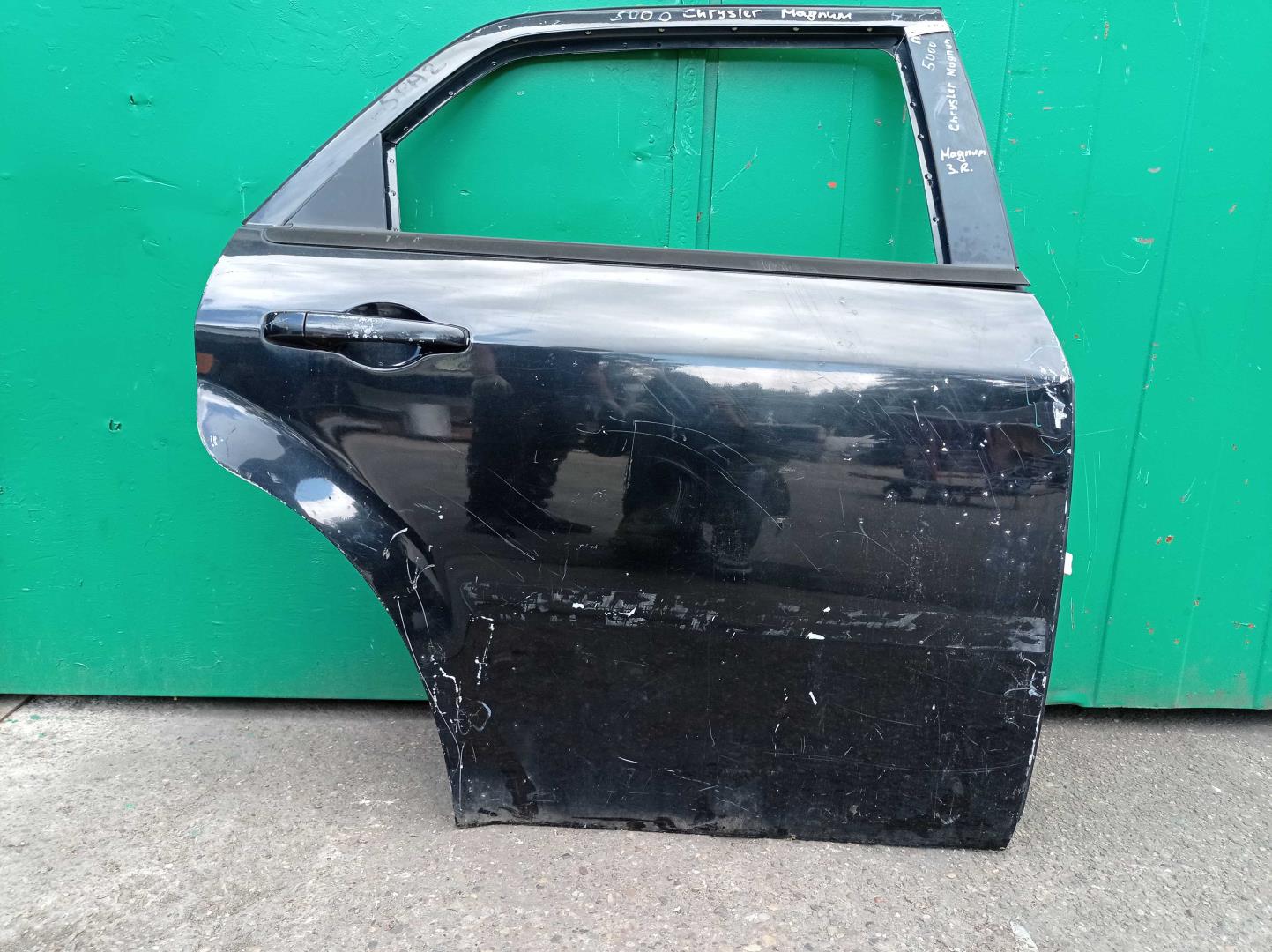 Дверь задняя правая