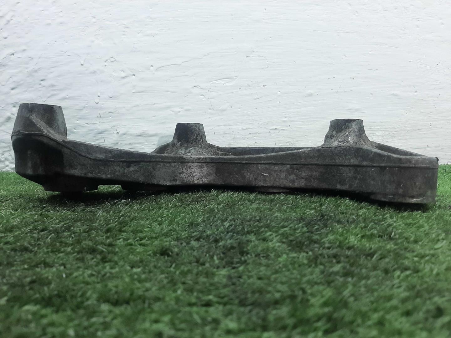 Кронштейн двигателя