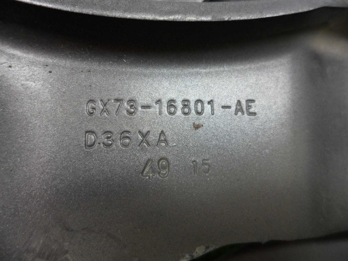 Петля капота левая