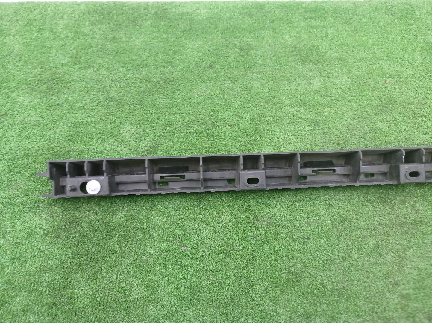 Кронштейн порога