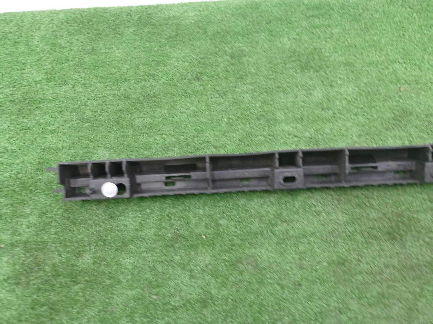 Кронштейн порога