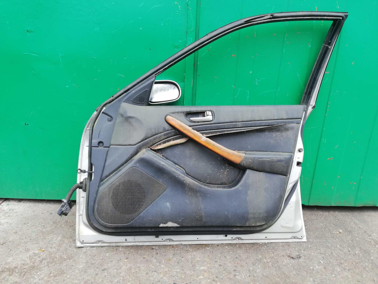 Дверь передняя правая