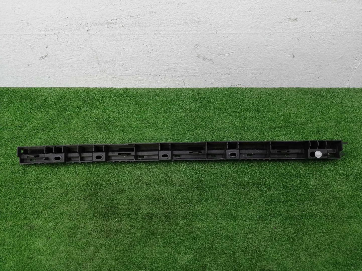 Кронштейн порога