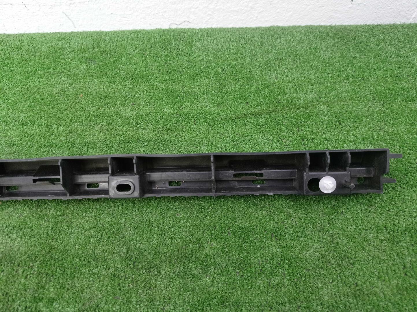 Кронштейн порога