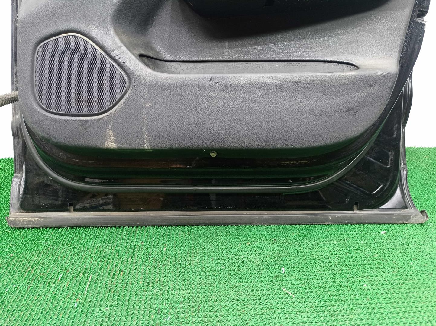 Стеклоподъемник электр. передний правый