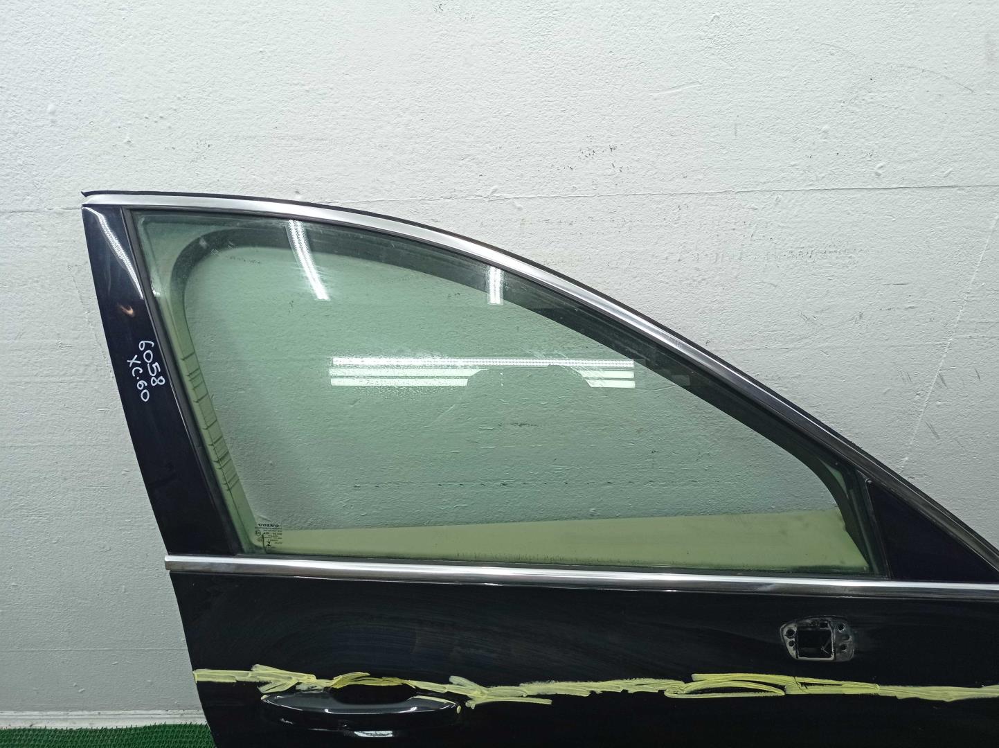 Стеклоподъемник электр. передний правый