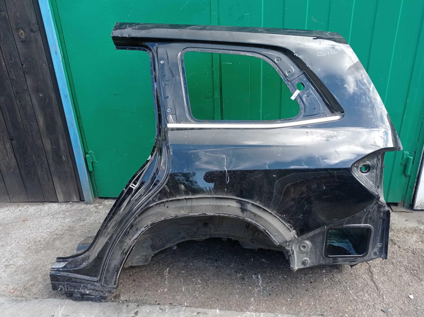 Крыло заднее левое